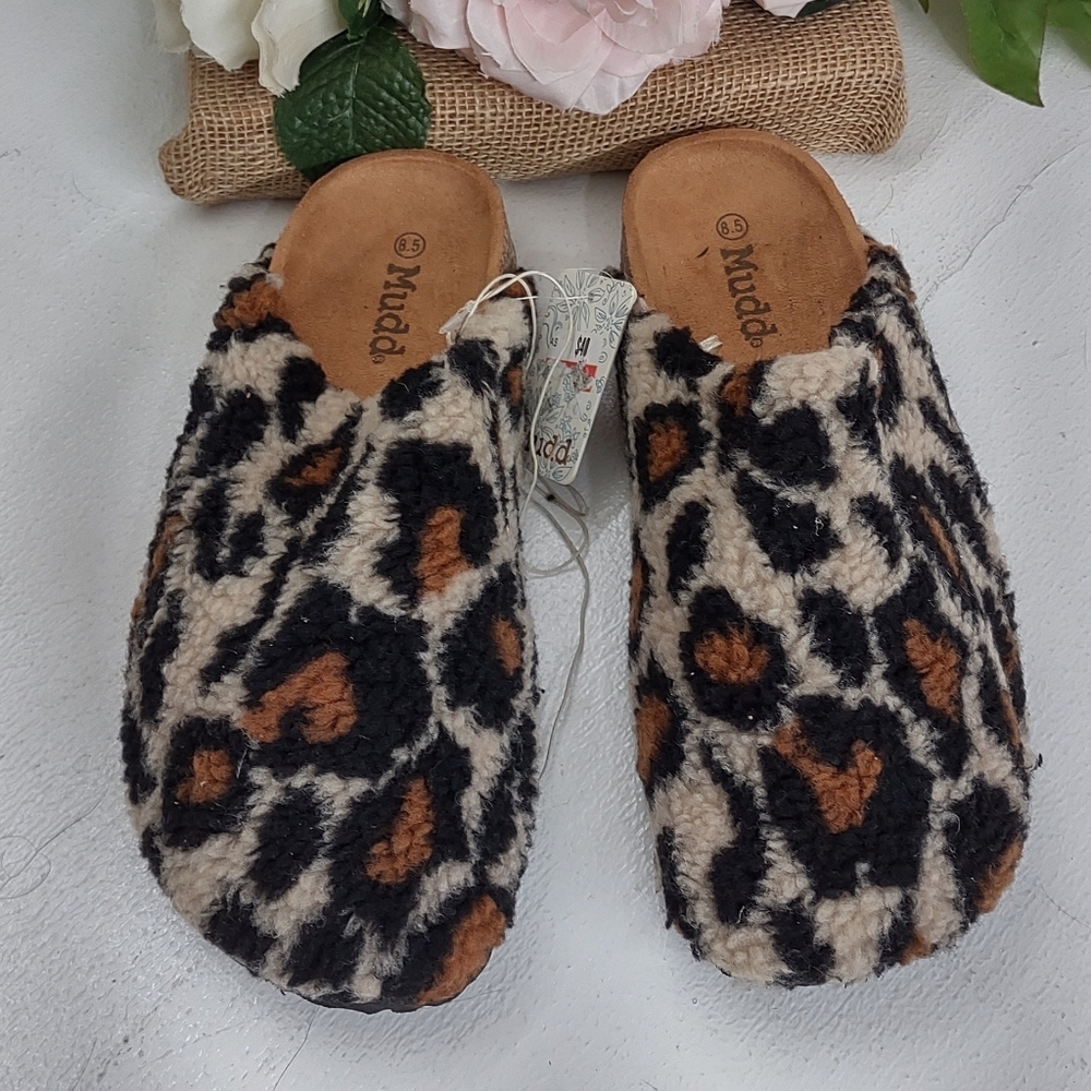 Mudd Animal Print Slippers with Black and Brown - Picture 1 of 5